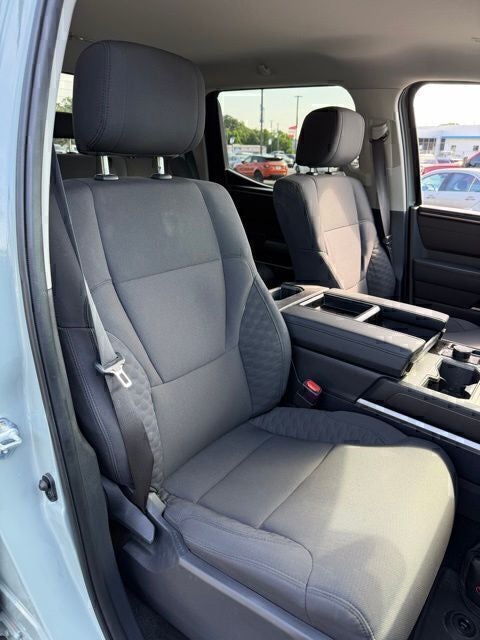 2024 Toyota Tundra SR5 CrewMax 4WD