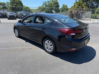 2020 Hyundai Elantra SE