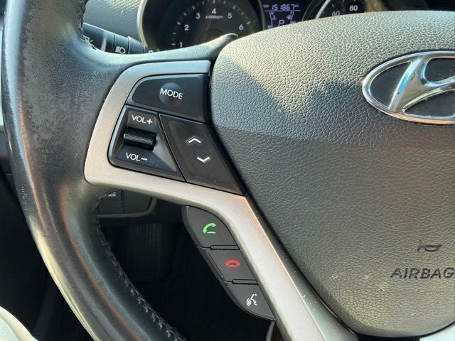 2012 Hyundai Veloster Base w/Black