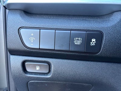 2022 Kia Niro LX