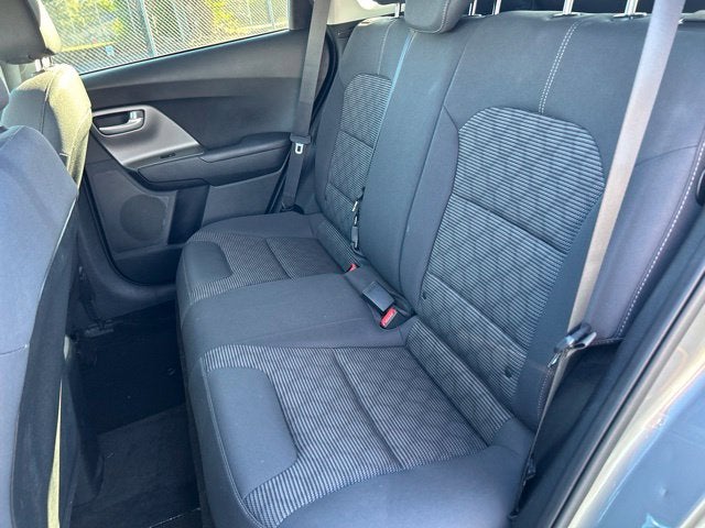 2022 Kia Niro LX
