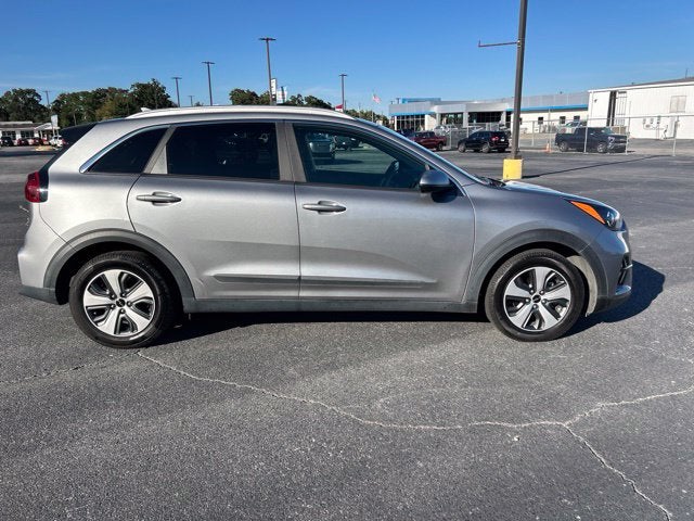 2022 Kia Niro LX