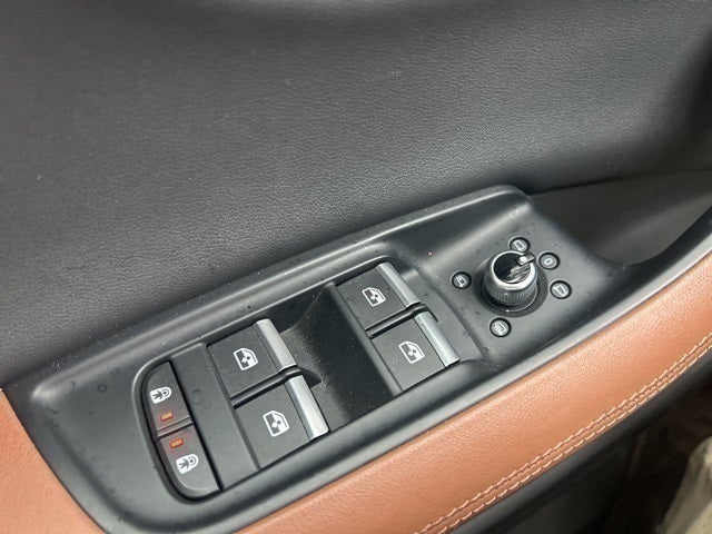 2023 Audi Q7 45 Premium Plus quattro