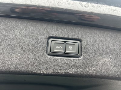 2023 Audi Q7 45 Premium Plus quattro