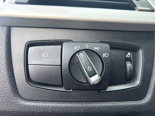 2017 BMW 3 Series 320i xDrive