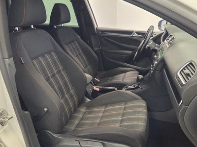 2014 Volkswagen GTI Wolfsburg Edition