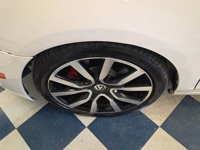 2014 Volkswagen GTI Wolfsburg Edition