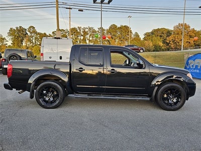 2021 Nissan Frontier SV Midnight Edition