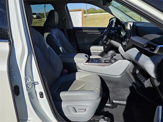 2021 Toyota Highlander Hybrid Limited