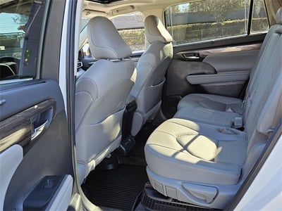 2021 Toyota Highlander Hybrid Limited