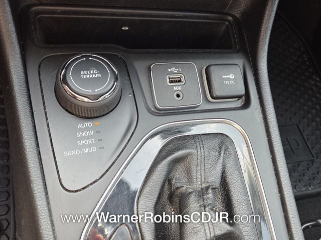 2020 Jeep Cherokee Altitude