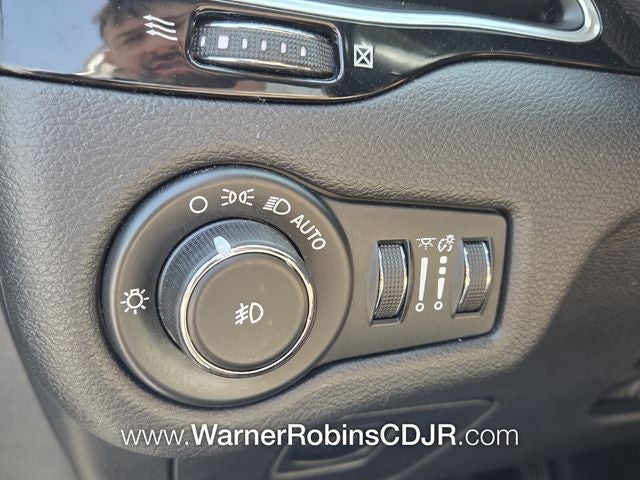 2020 Jeep Cherokee Altitude