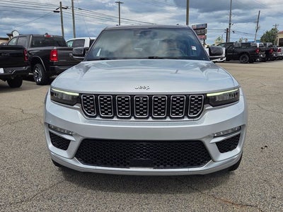 2023 Jeep Grand Cherokee Summit