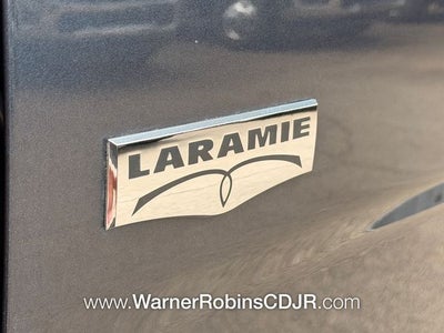 2016 RAM 1500 Laramie Crew Cab 4WD