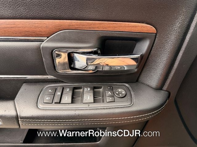 2016 RAM 1500 Laramie Crew Cab 4WD