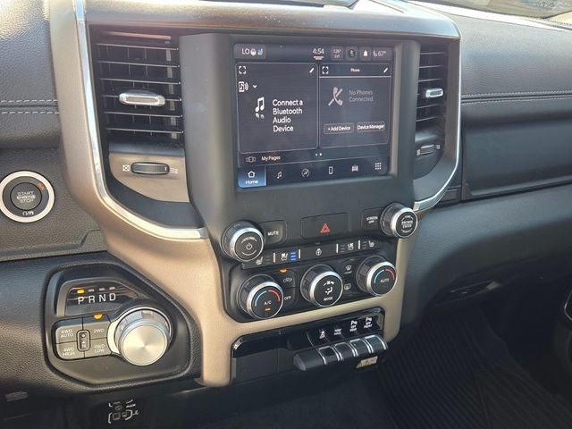 2022 RAM 1500 Laramie Crew Cab 4WD