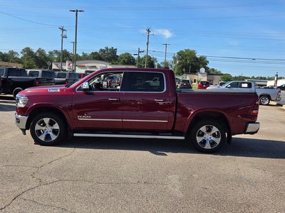 2022 RAM 1500 Laramie Crew Cab 4WD