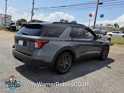 2025 Ford Explorer ST-Line