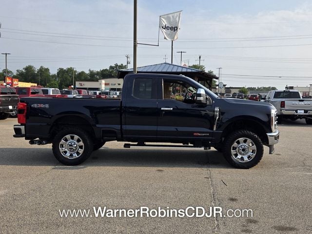 2024 Ford F-350SD Lariat Extended Cab 4WD