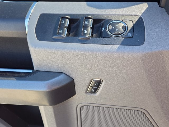 2016 Ford F-150 XLT Crew Cab 4WD