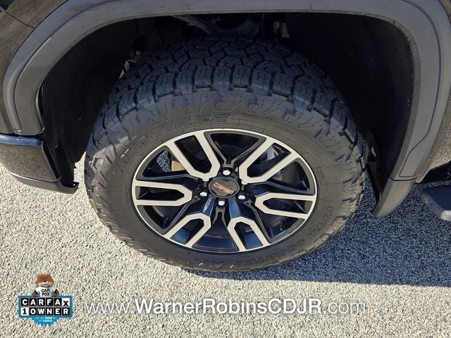 2024 GMC Sierra 1500 AT4 Crew Cab 4WD