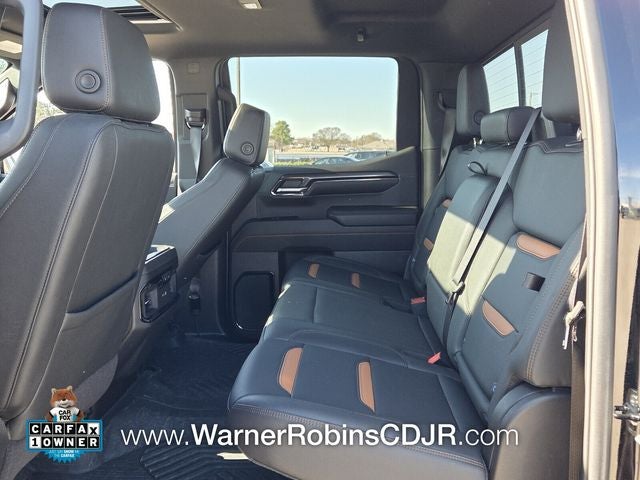 2024 GMC Sierra 1500 AT4 Crew Cab 4WD