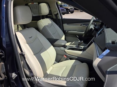 2017 Cadillac XT5 Premium Luxury