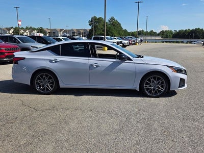 2024 Nissan Altima 2.0 SR