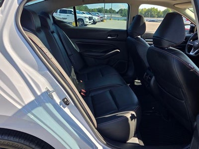 2024 Nissan Altima 2.0 SR
