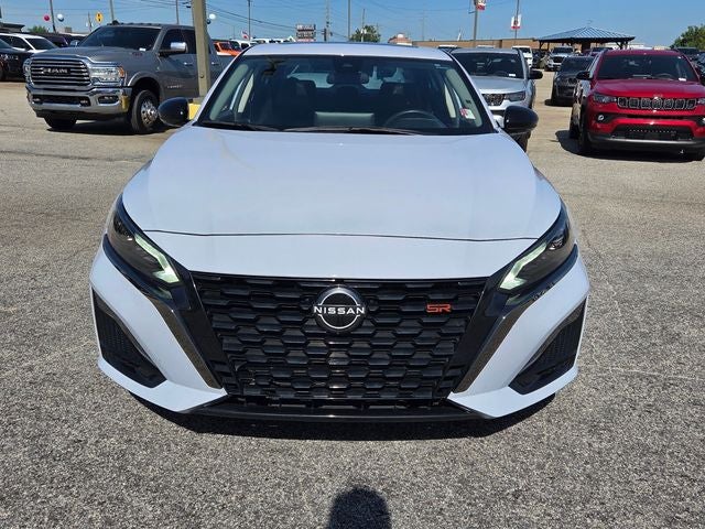 2024 Nissan Altima 2.0 SR