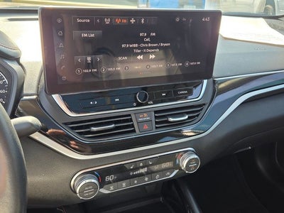 2024 Nissan Altima 2.0 SR