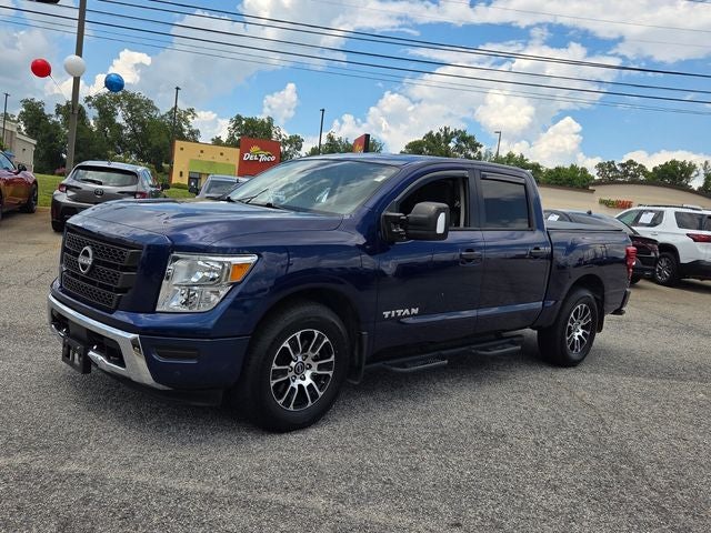 2024 Nissan Titan SV
