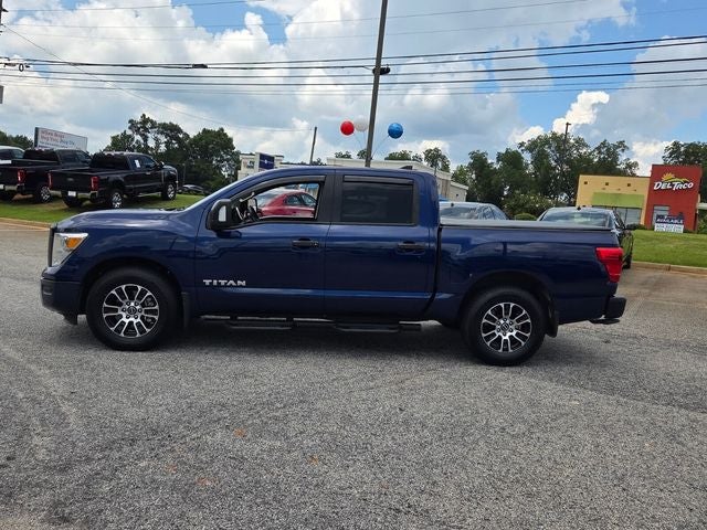 2024 Nissan Titan SV