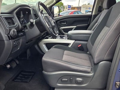 2024 Nissan Titan SV