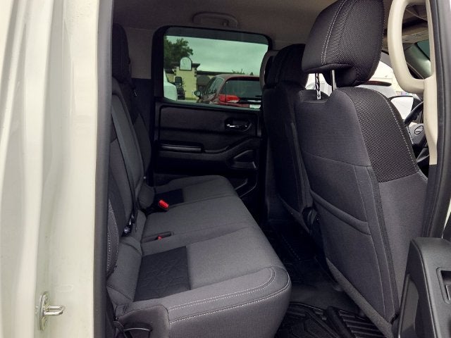 2025 Nissan Frontier SV Crew Cab