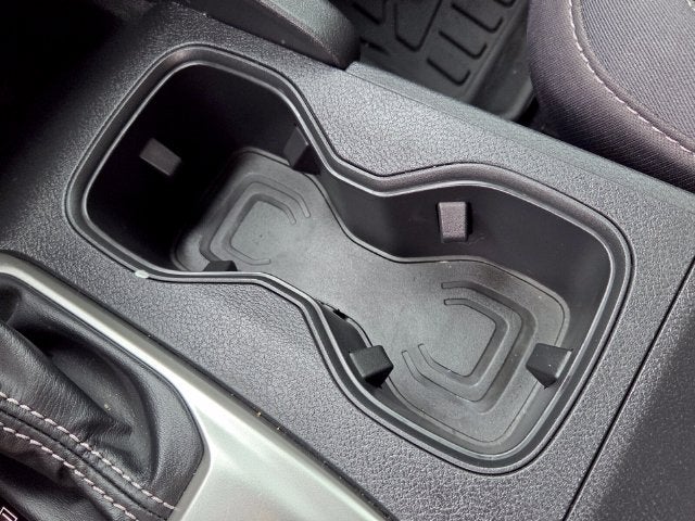2025 Nissan Frontier SV Crew Cab