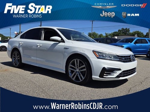 2018 Volkswagen Passat 2.0T R-Line