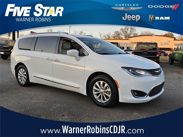 2018 Chrysler Pacifica Touring L