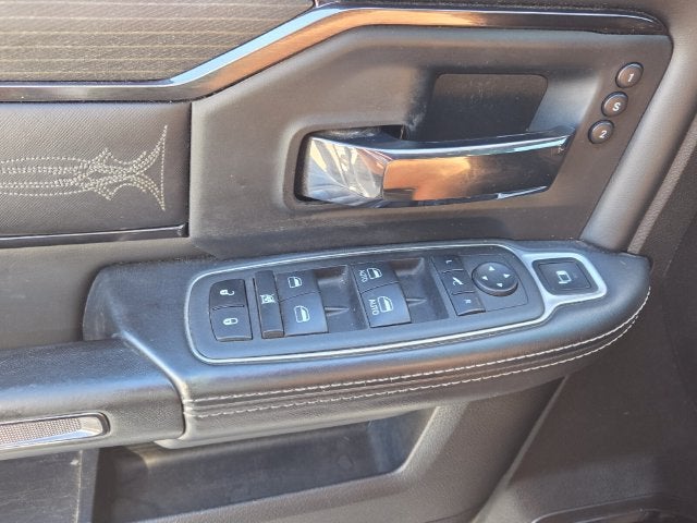 2022 RAM 3500 Limited Crew Cab 4WD