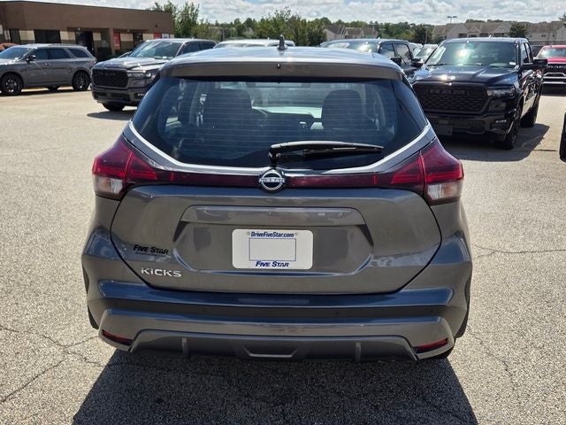 2024 Nissan Kicks S