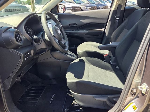 2024 Nissan Kicks S