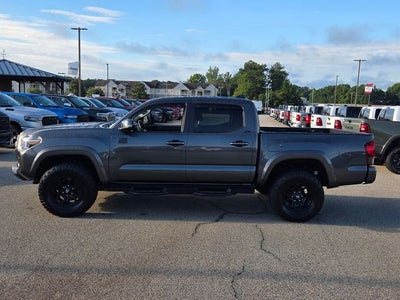 2022 Toyota Tacoma SR5 V6