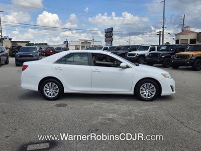 2014 Toyota Camry LE 2014.5