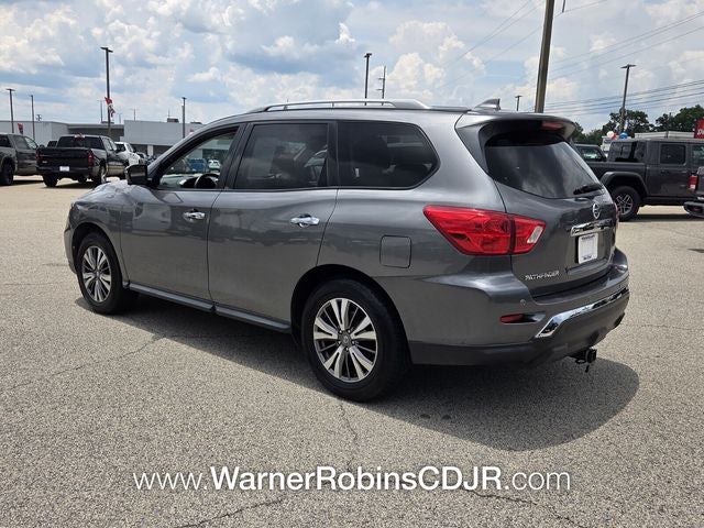 2020 Nissan Pathfinder SL