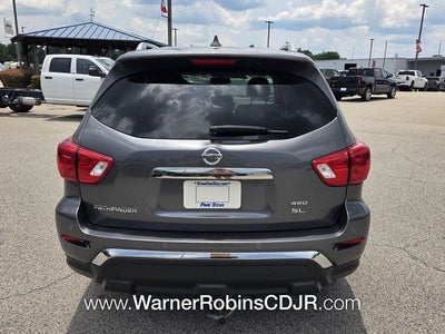 2020 Nissan Pathfinder SL