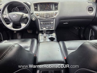2020 Nissan Pathfinder SL