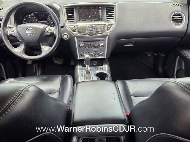 2020 Nissan Pathfinder SL