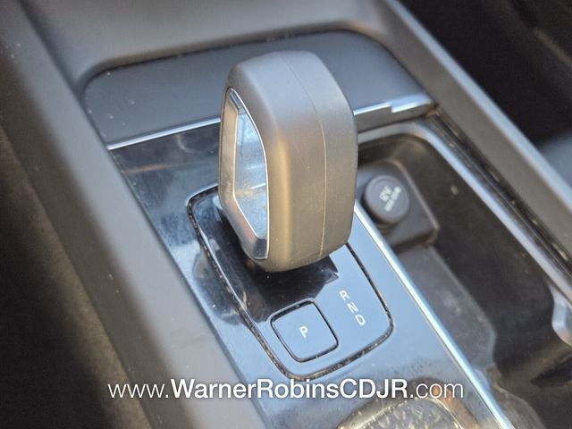 2024 Volvo S60 B5 Core Dark Theme
