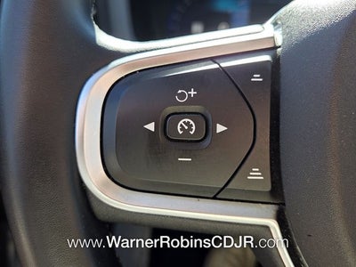 2024 Volvo S60 B5 Core Dark Theme