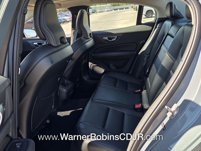 2024 Volvo S60 B5 Core Dark Theme